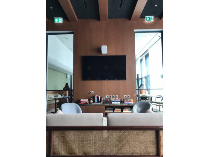 WORK Pro NEO 5 Caja acústica pasiva 40 W @ 8 Ohm, 16/8/4/2 W @ L100V.
