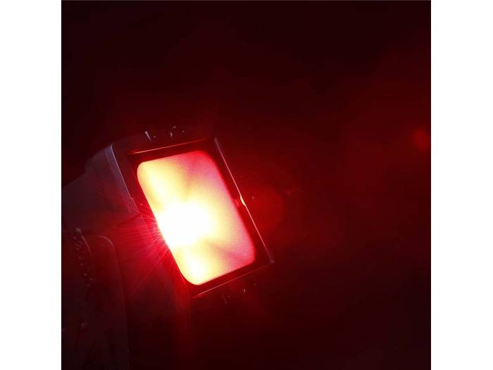 Cameo FLAT PRO FLOOD IP65 TRI - Proyector con LED COB tricolor de 60 W para uso en exteriores con carcasa negra