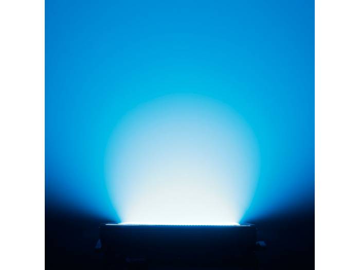 Cameo THUNDER® WASH 600 RGB - Estrobo, cegadora y washer 3 en 1 con 648 LED 0,2 W RGB - 15